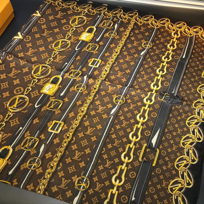 Louis Vuitton Scarf LV00088